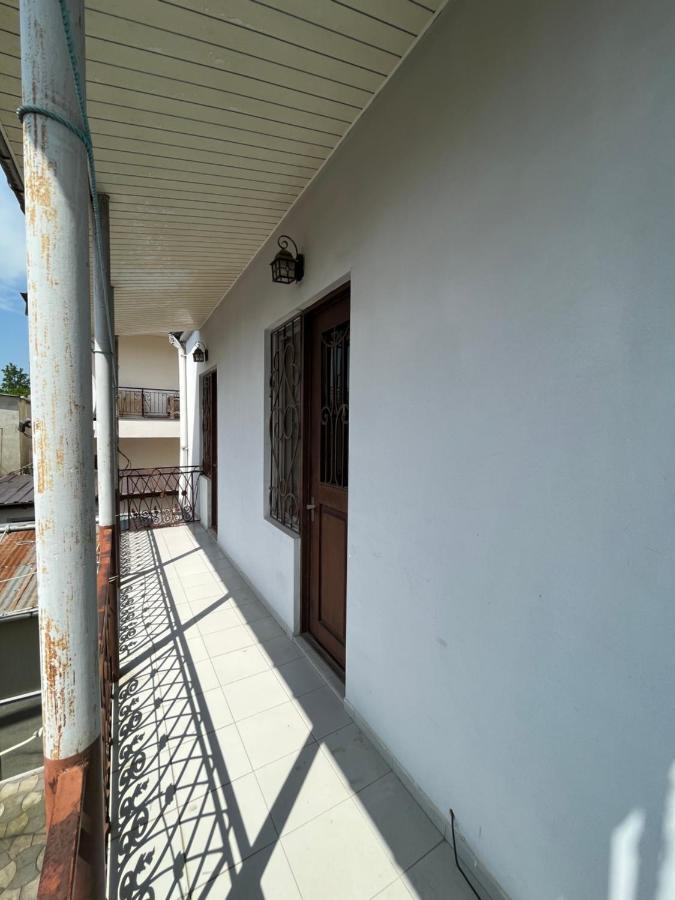 House On Ganja Street Hotel Koetaisi Buitenkant foto
