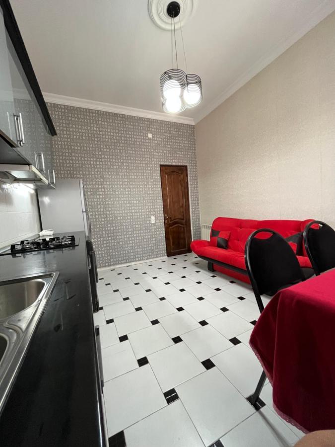 House On Ganja Street Hotel Koetaisi Buitenkant foto