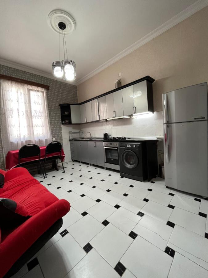 House On Ganja Street Hotel Koetaisi Buitenkant foto